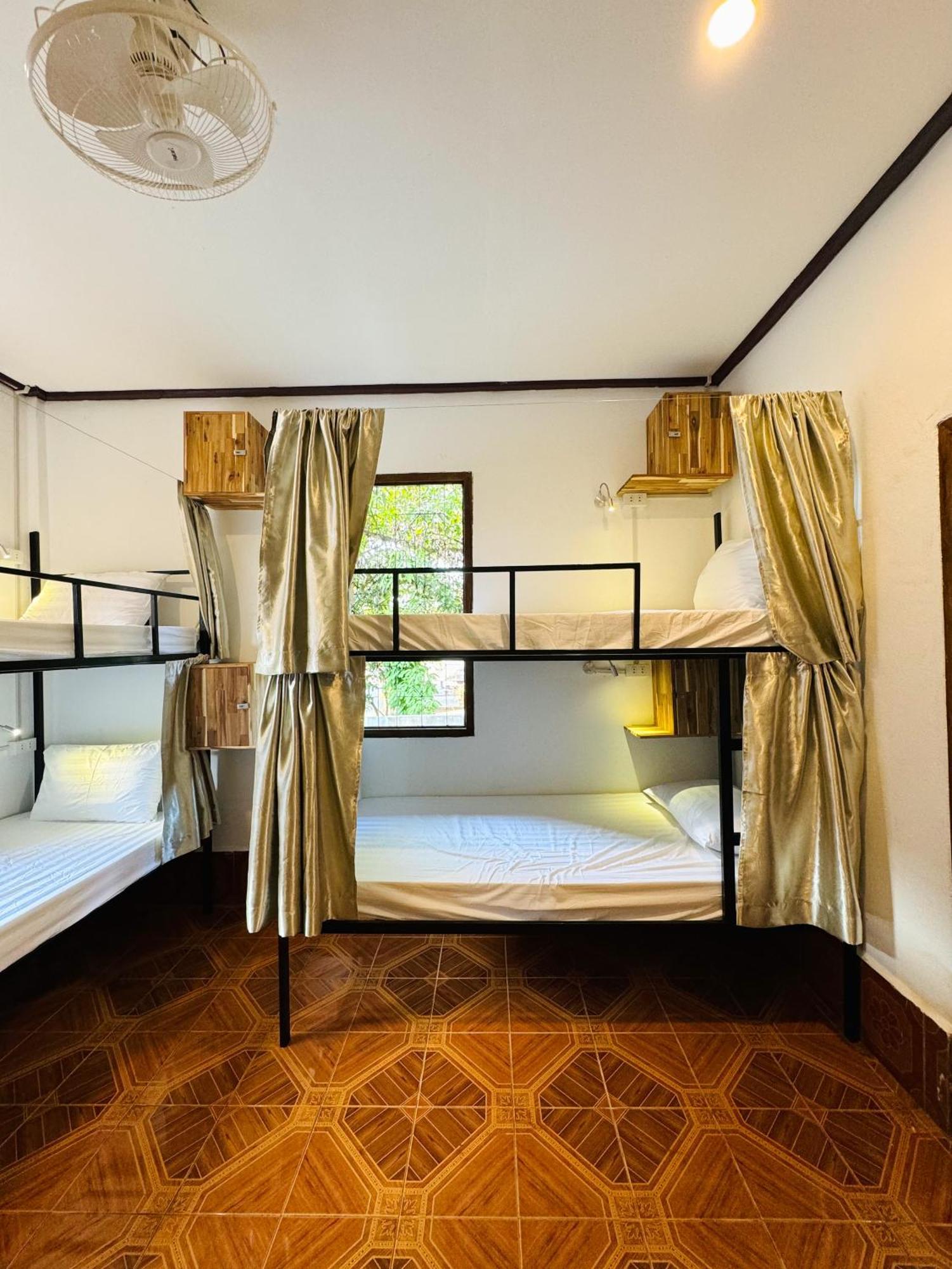 Sabai Sabai Backpackers Hostel Luang Prabang Exterior photo